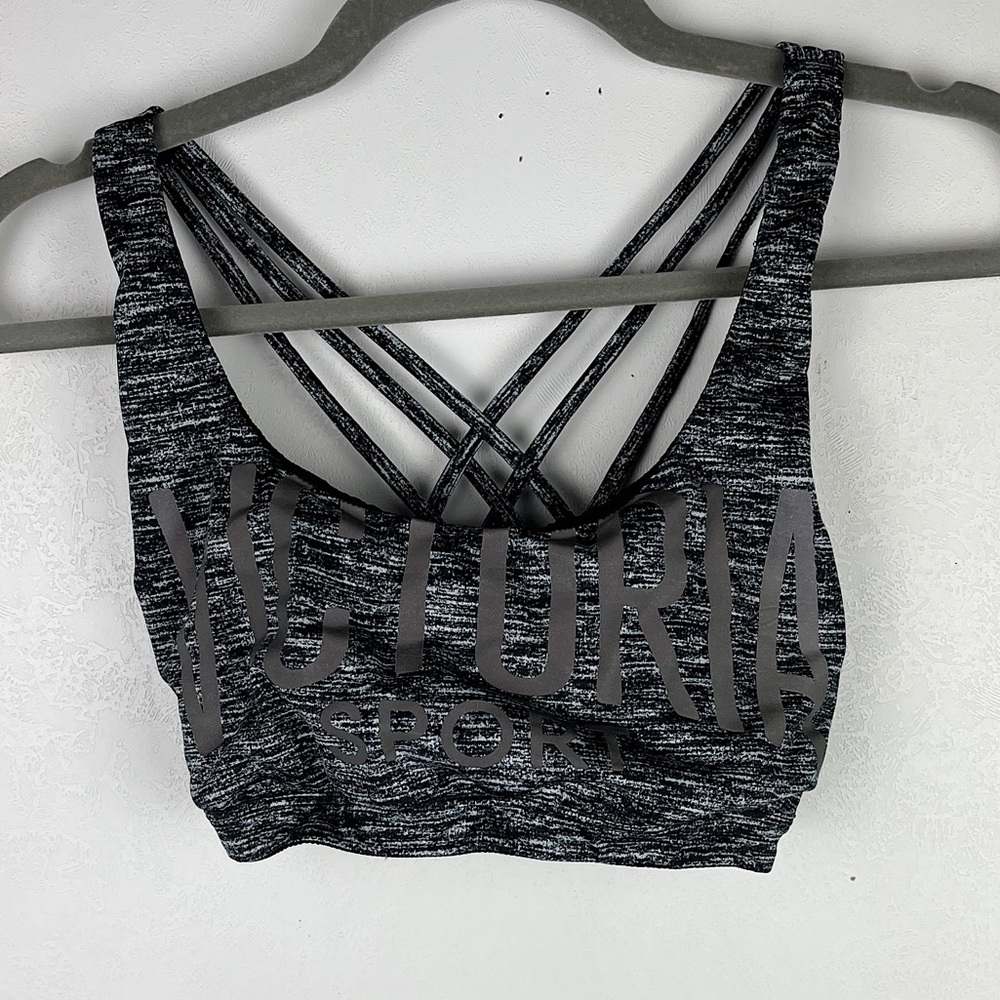 Victoria’s Secret Sport VSX Sports Bra Gray Strappy Logo Yoga Workout Medium